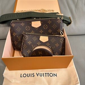 Louis Vuitton Brown Monogram Set with Green Strap